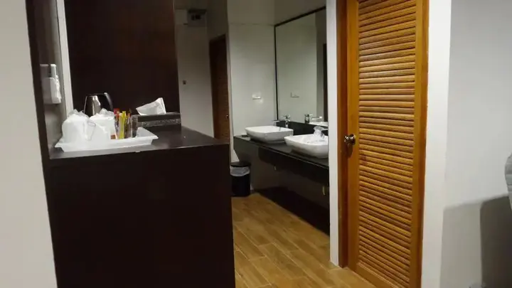 Пхаяу: Chaykwan Hotel