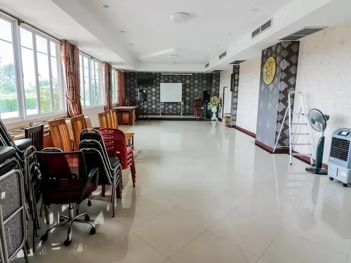 Удонтхани: Karnmanee Place Hotel