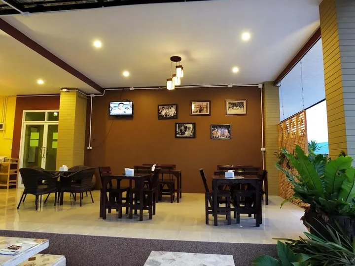 Удонтхани: Karnmanee Place Hotel