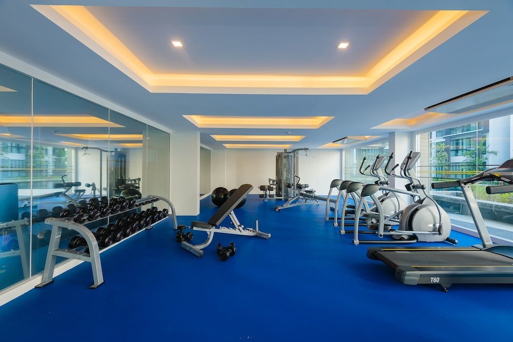 Тхаланг: Royal Lee The Terminal Phuket Condominium by Cullinan R.
