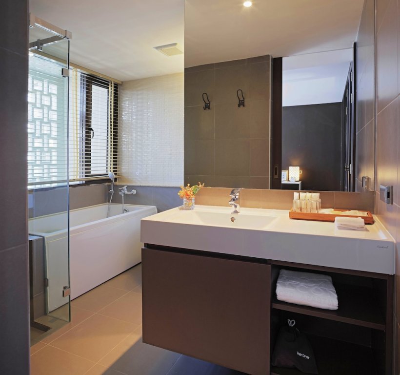 Сирача: Balcony Courtyard Hotel & Serviced Apartment