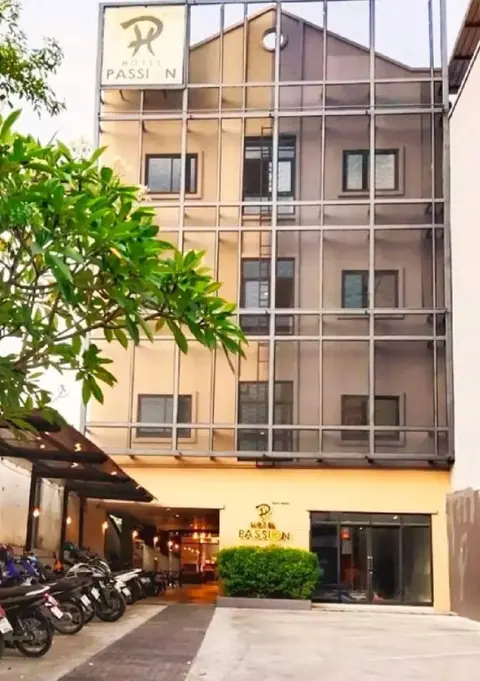 Накхонситхаммарат: Hotel Passion