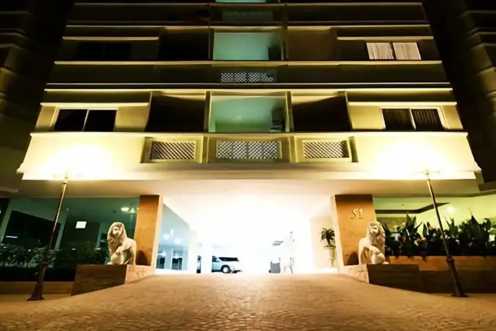Бангкок: The Chateau Luxury Serviced Apartment