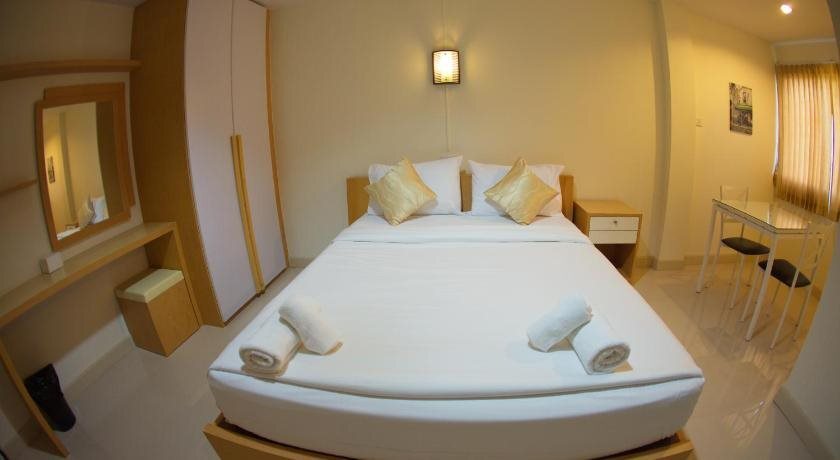 Пхитсанулок: Baan Sanpoom