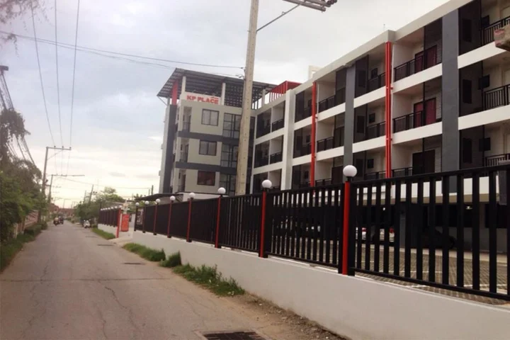 Лопбури: KP Place