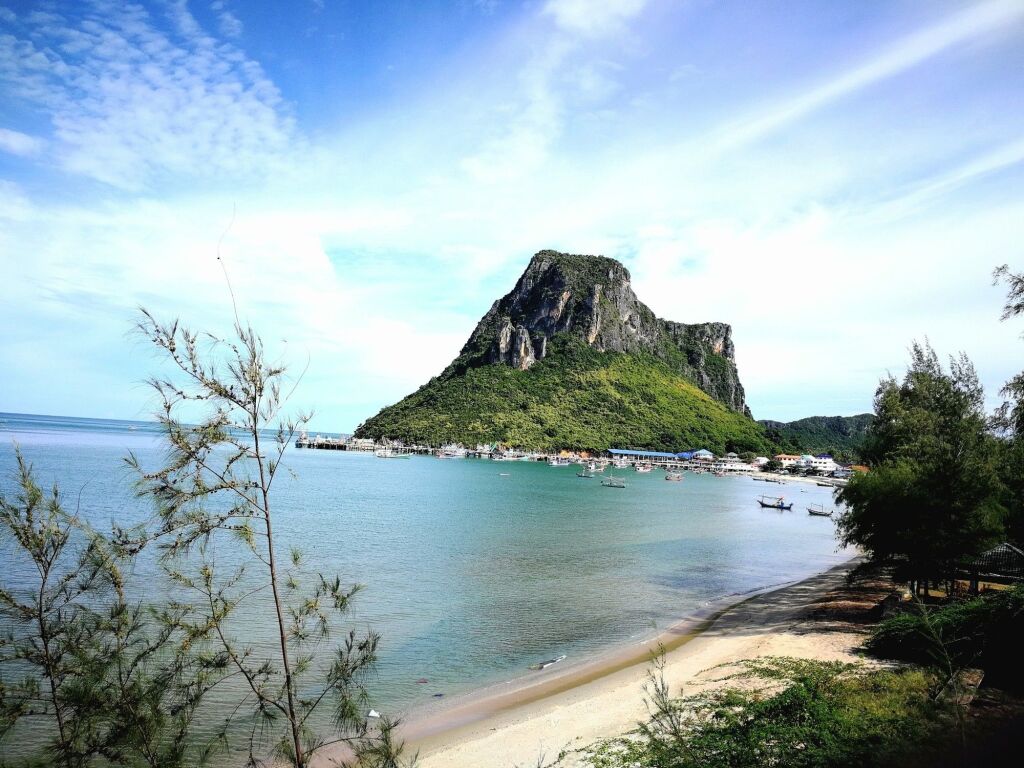 Прачуапкхирикхан: Aow Noi Sea View Resort