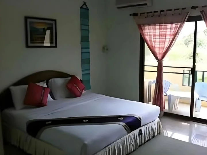 Прачуапкхирикхан: Aow Noi Sea View Resort