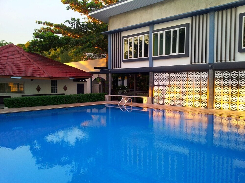 Клонг-Яй: Barntalaepu resort
