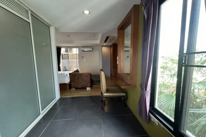 Бангкок: Eurna Resort