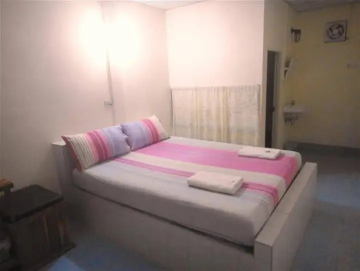 Чумпхон: Dawrerng Hotel