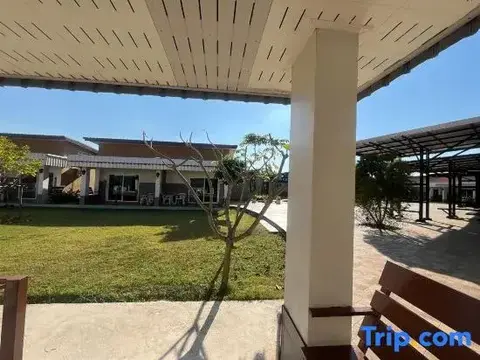 Лампанг: U-Thong Garden Resort