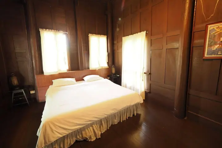 Ампхава: Baan Suan Amphawa