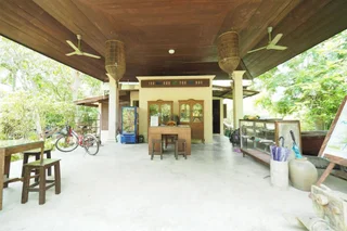 Ампхава: Baan Suan Amphawa