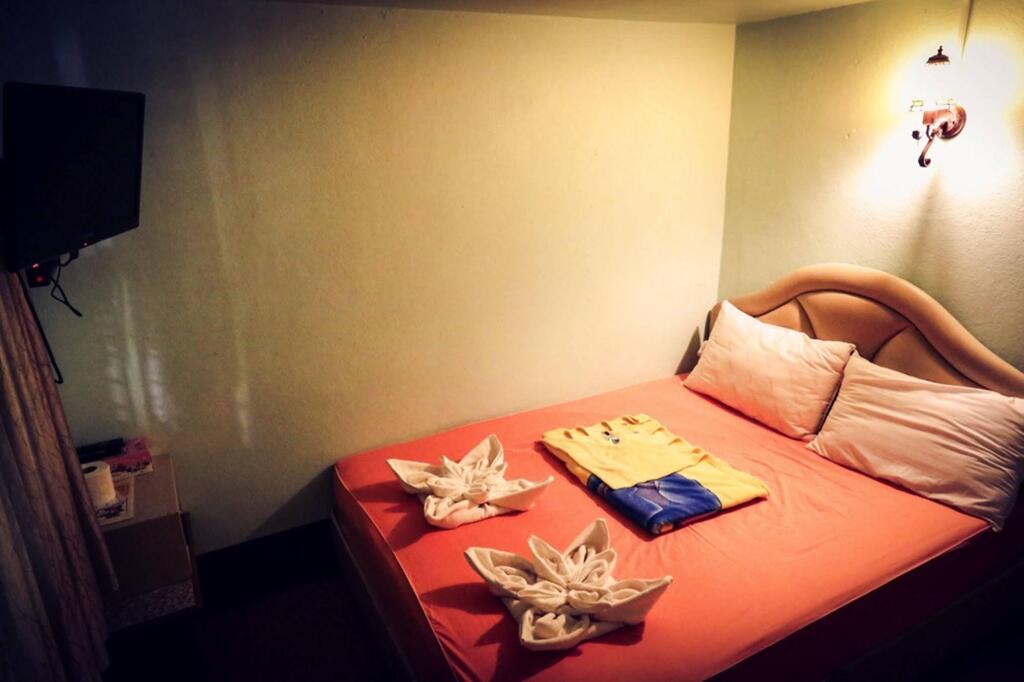 пляж Санрайз: Poohbar Resort & Lotusdive
