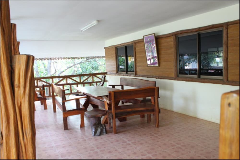 Сам-Рои-Йот: Sabaijit Resort