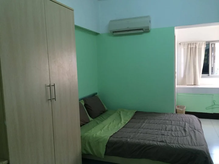 Бангкок: Baan Pathum Apartment