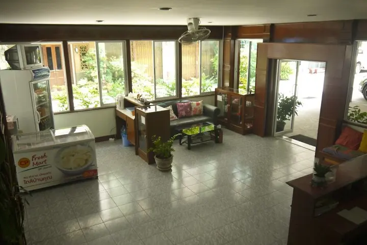 Накхонситхаммарат: V.House Nakhon