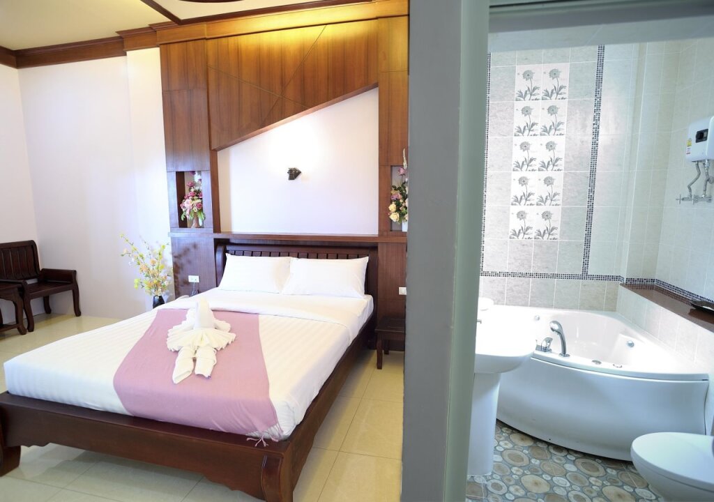 Накхонситхаммарат: Chodkamol Place 57