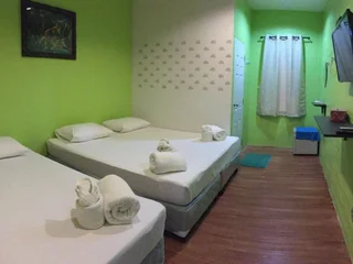 Ампхава: Aioun At Amphawa