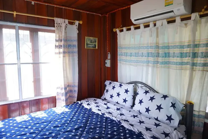 Утхай-Тхани: Ruenkhawhom Residence