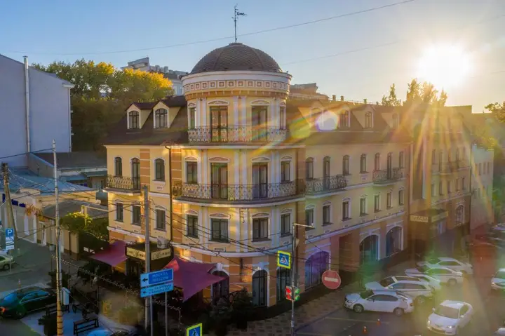 Отель Гостинично-ресторанный комплекс Атташе — фото 1