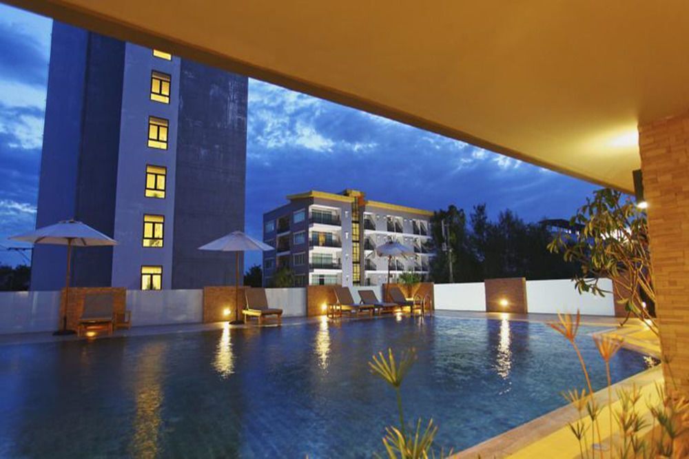 Бангкок: Lee Nova Place