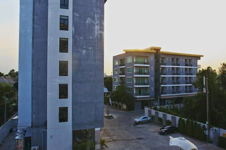 Бангкок: Lee Nova Place