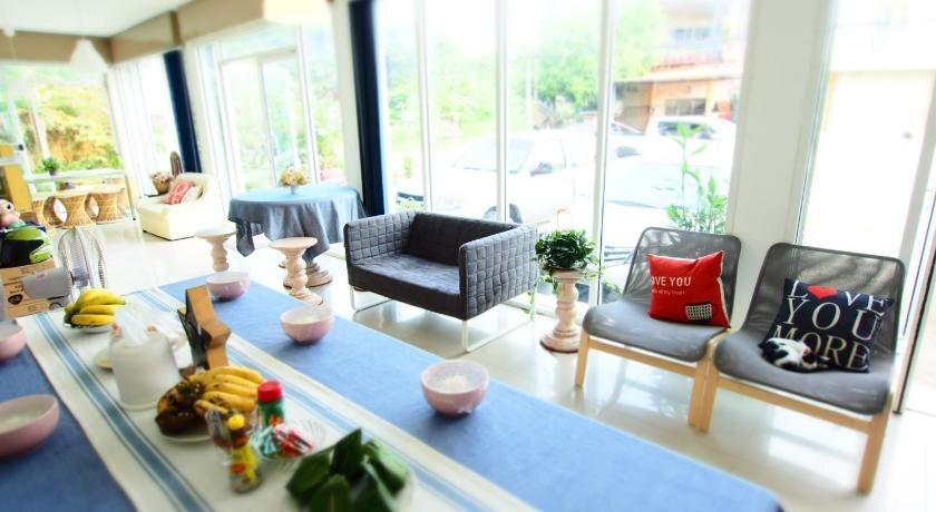 Пхитсанулок: Ban Meesukko Hotel