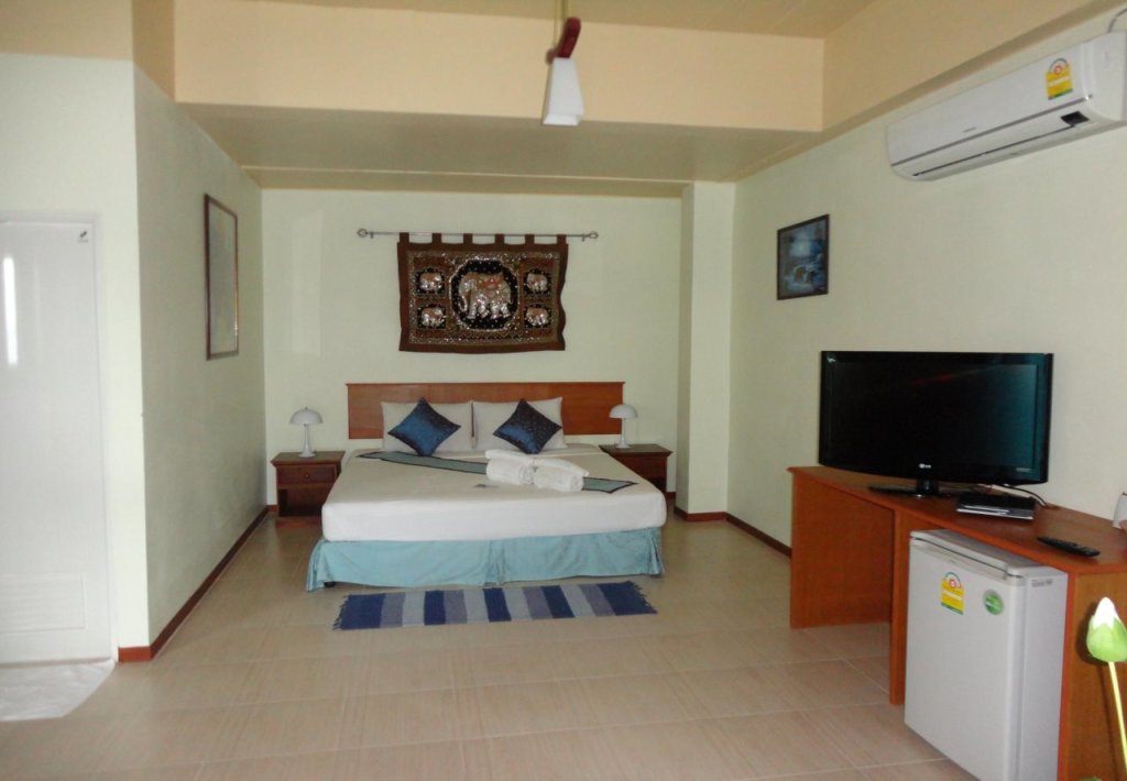 VIVA on the Beach Hotel — фото 1