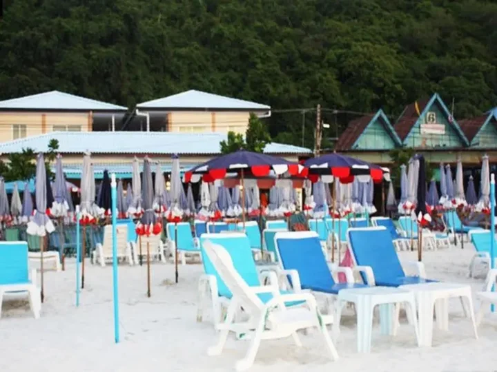 Ко-Лан: Barberry at Koh Larn Hotel