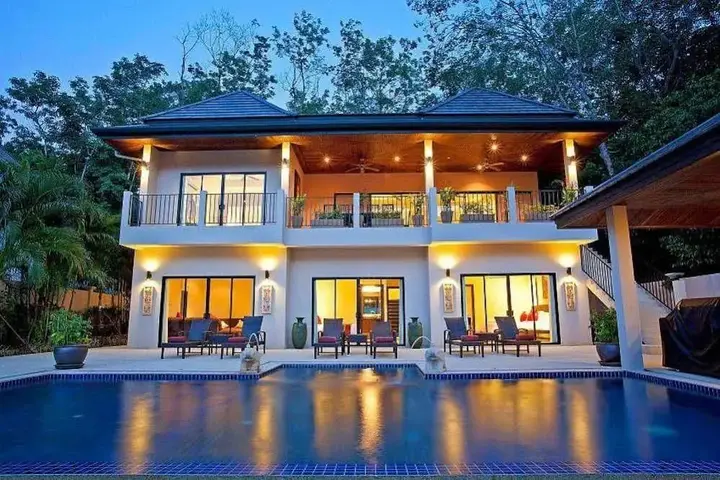 Муанг: Villa Pagarang Phuket