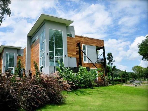 Нонг Нам Дэнг: The Loft Khao Yai