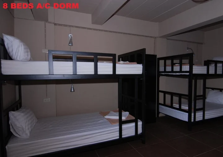 Ланта: Non La Mer Hostel