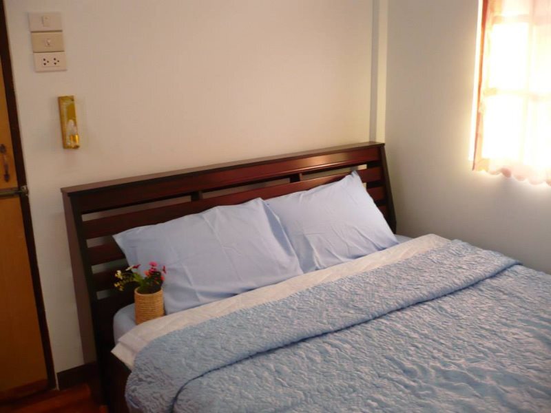 Нанг-Ронг: Baan Kamolsit Resort
