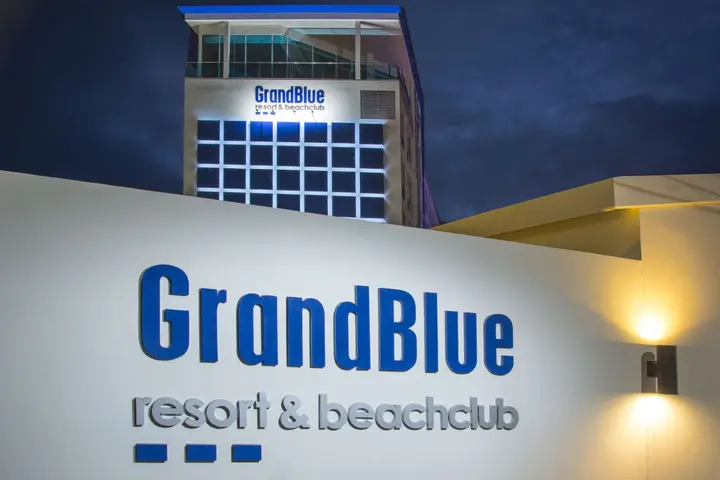 Клаенг: GrandBlue Resort