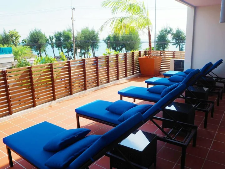 Клаенг: GrandBlue Resort