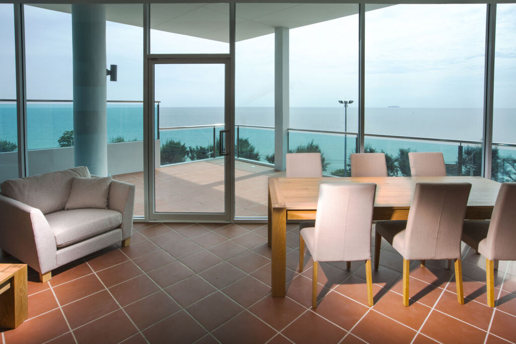Клаенг: GrandBlue Resort
