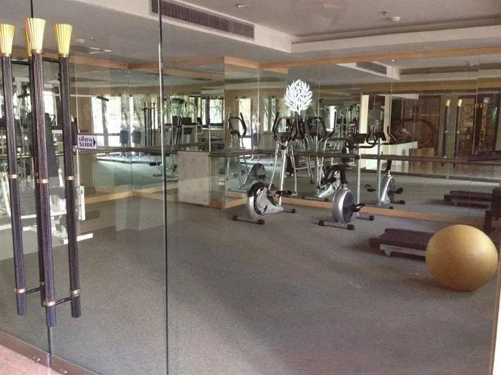 Бангкок: Gardengrove Suites Serviced Apartment