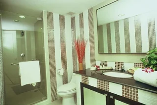 Бангкок: Gardengrove Suites Serviced Apartment