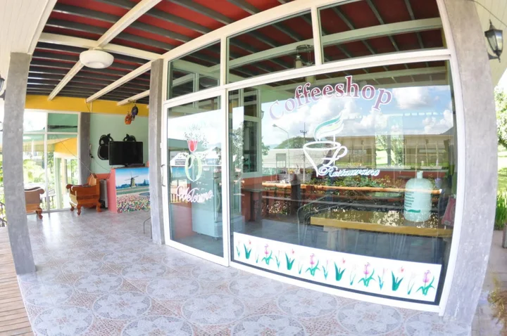 Паи: Pai Colorful Resort