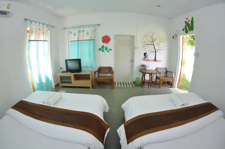 Паи: Pai Colorful Resort