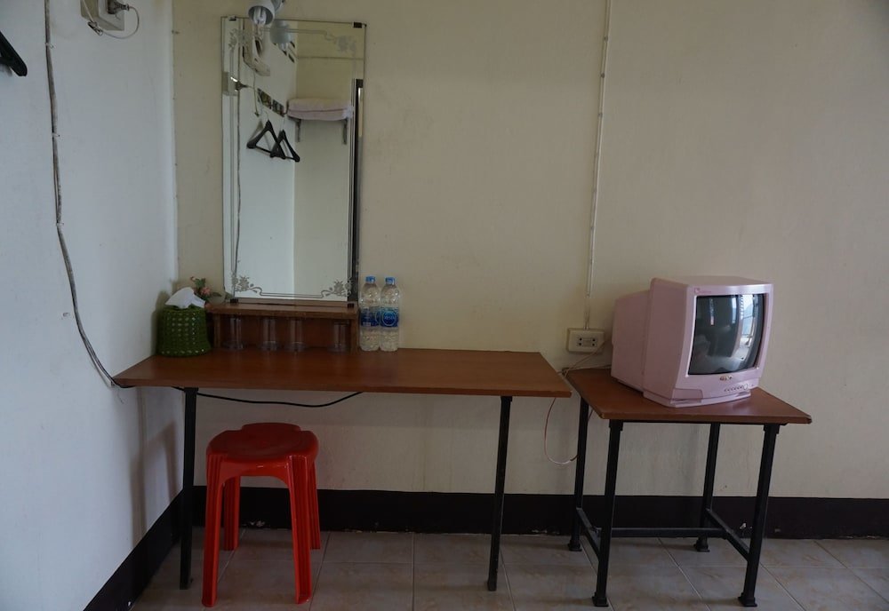 Тап-Тао: Phu Mok Camp