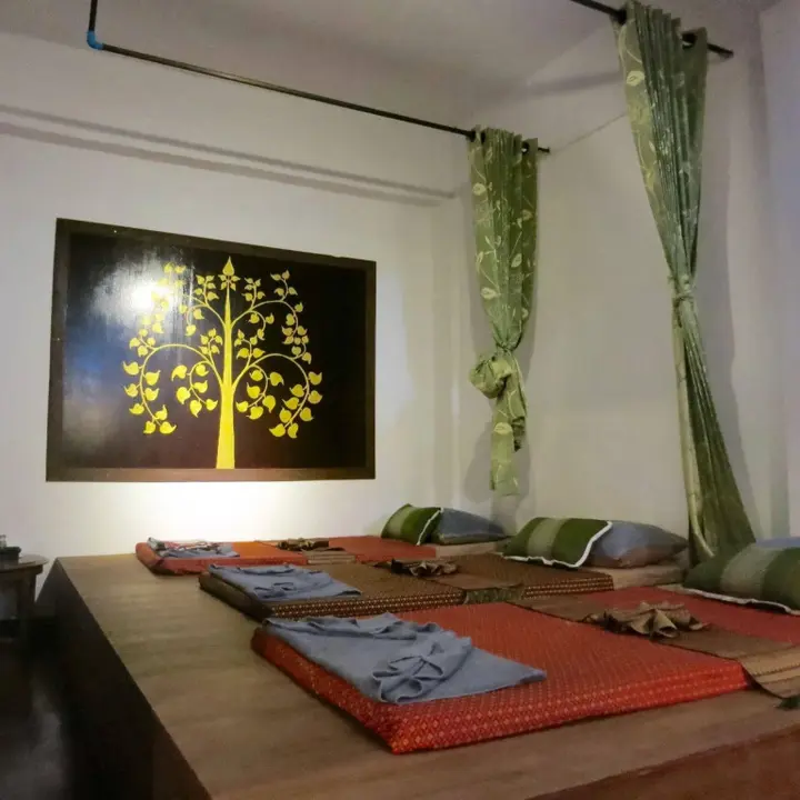 Кхунъюам: Yoont Hotel