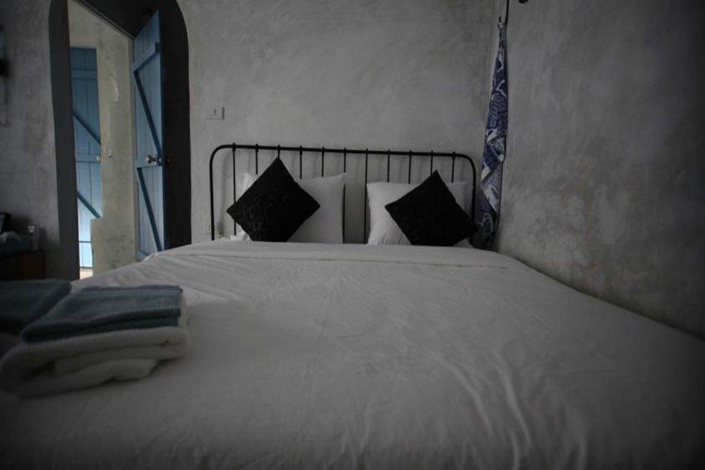 Варин-Чамрап: de Lit Hotel