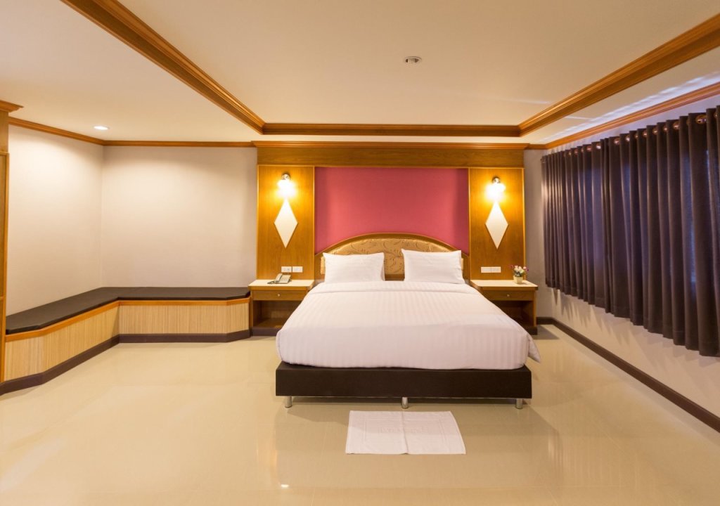 Накхонситхаммарат: Thungtawan Hotel