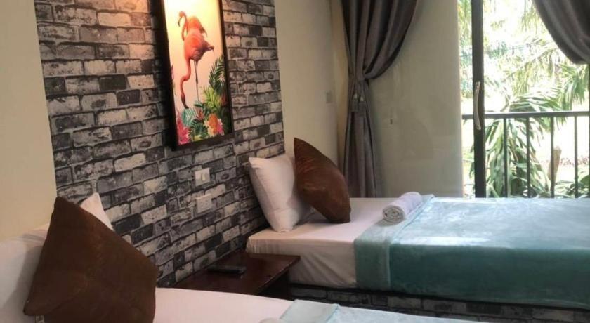 Лансака: Khao Luang Resort