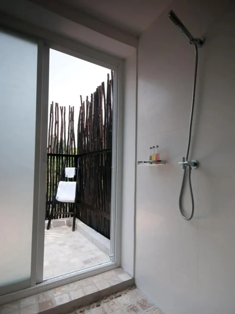 Сай Йок: Vorona Resort