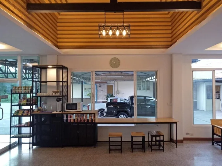 Пхитсанулок: Vanarom Hotel