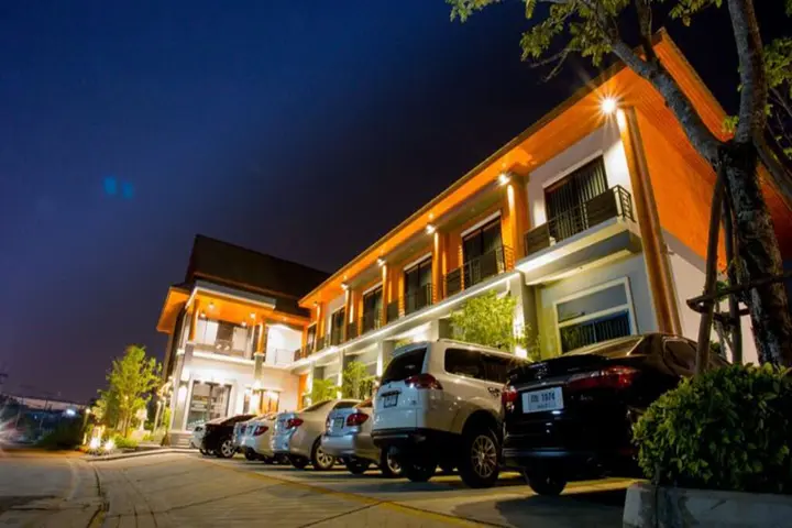 Пхитсанулок: Aziss Boutique Hotel