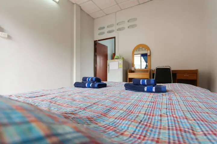 Лоэй: The Stay Guest House